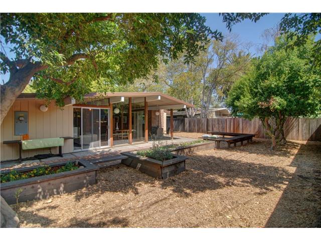 1002 Amarillo Avenue