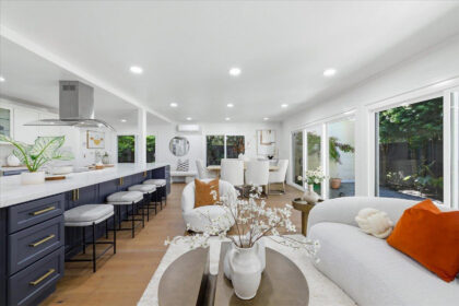 2442 Sharon Oaks Dr